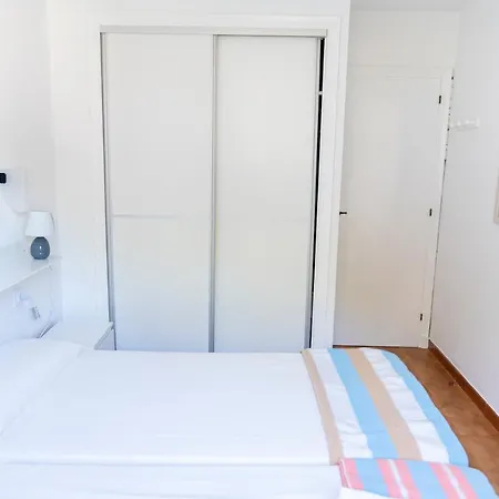 Menorca شقة